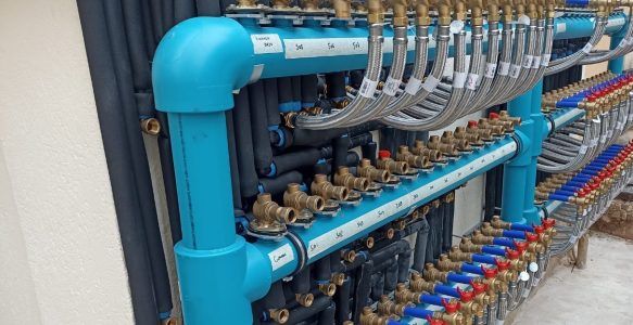 ¿Por qué es importante contratar a un fontanero profesional?